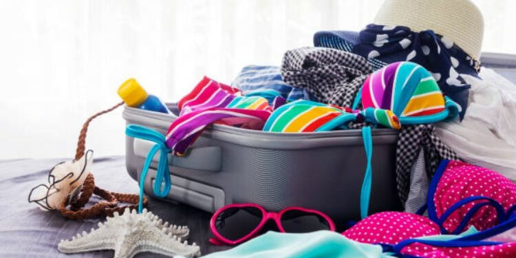 Cinco Cosas Que No Pueden Faltar En Tu Maleta Si Viajas A La Playa