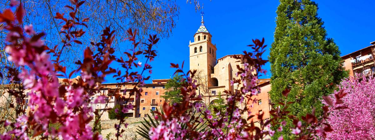 Explora los destinos ideales para disfrutar de la Semana Santa según