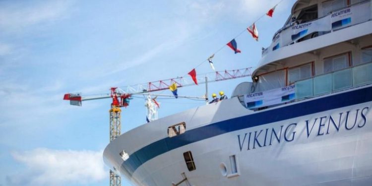 Viking Cruises extiende suspensión temporal de sus operaciones hasta fines de mayo