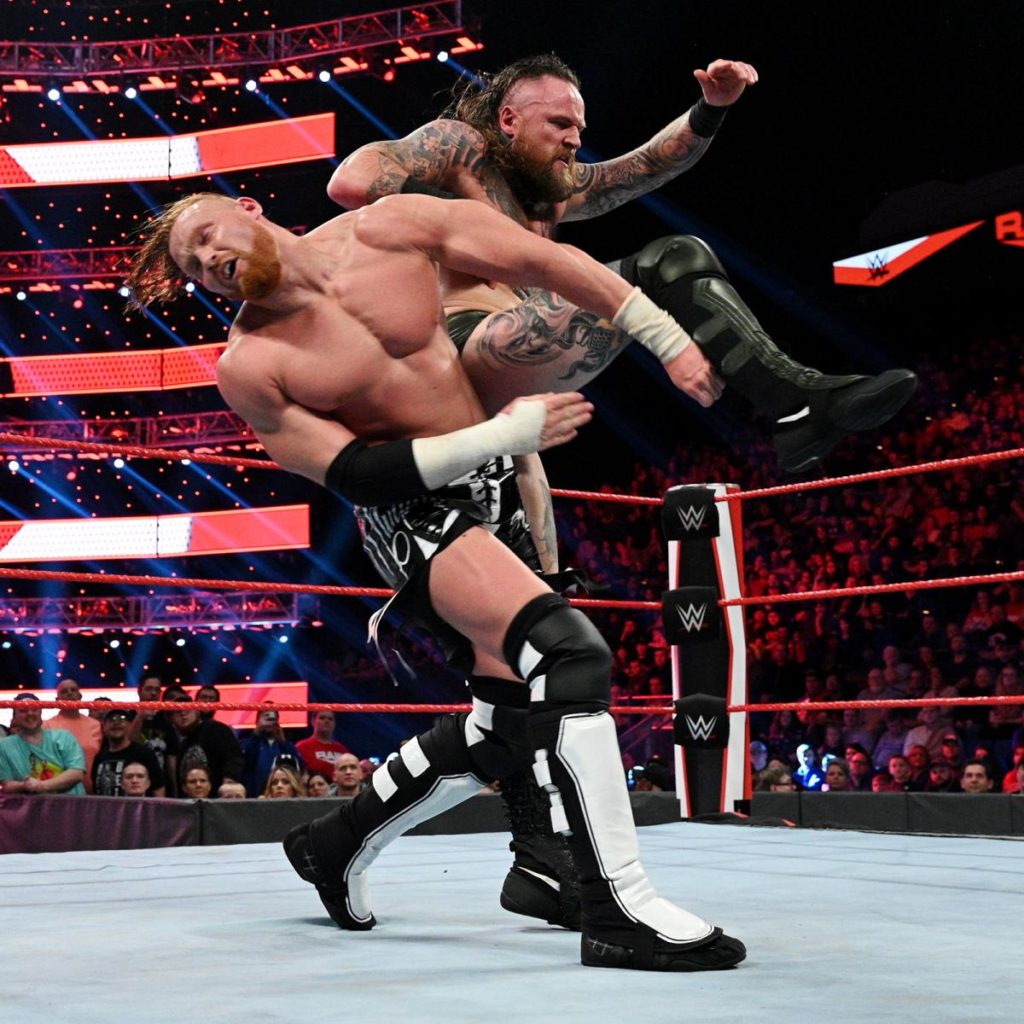 Murphy vs Aleister Black - WWE Raw