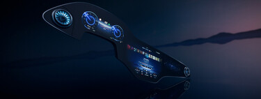 La enorme pantalla del Mercedes-Benz EQS tiene un problema en España: la DGT sigue anclada al pasado