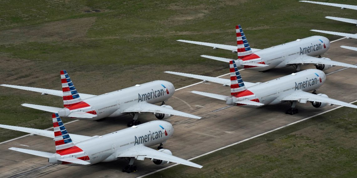 Aerolíneas de EU, en la incertidumbre de cuándo regresarán los pasajeros