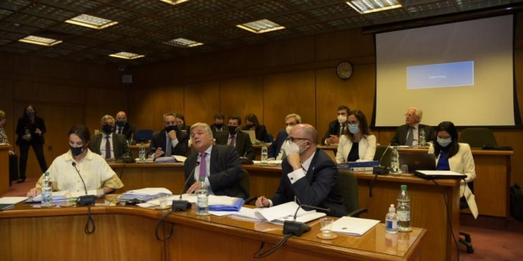 Bustillo dijo que en la agenda de Lacalle Pou hay viajes a China, Japón y Catar este año - Información - 24/02/2021