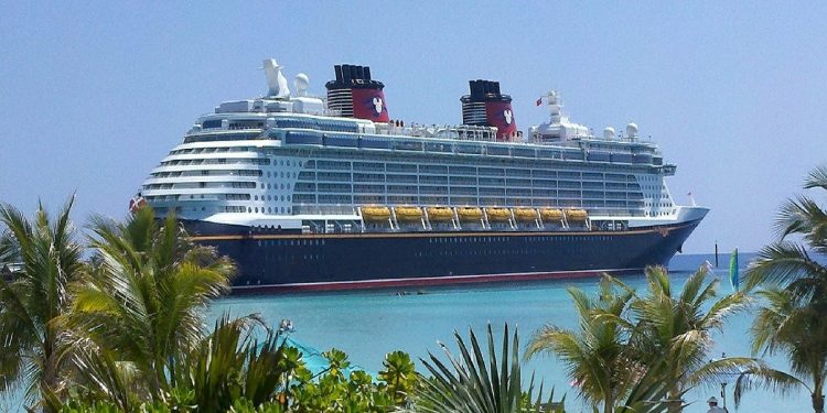 Cruceros: cuándo volverán de acuerdo a la línea