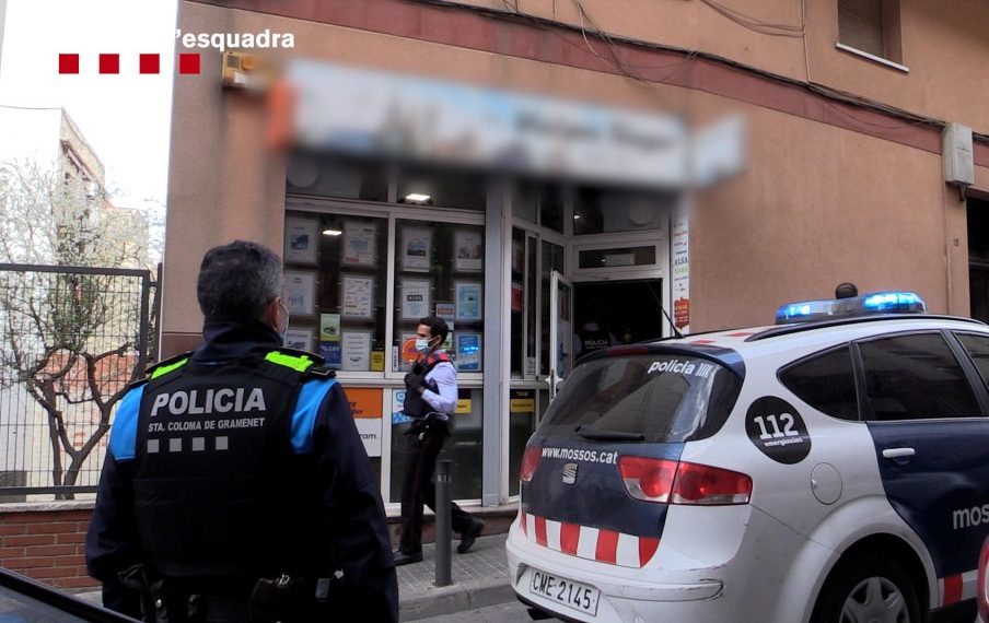 Denunciadas dos agencias de viajes por ofrecer PCR falsos