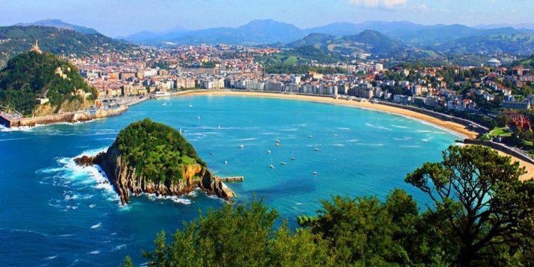 La Concha, una de las dos playas de España elegida entre las mejores del mundo. Fuente web Turismo Euskadi