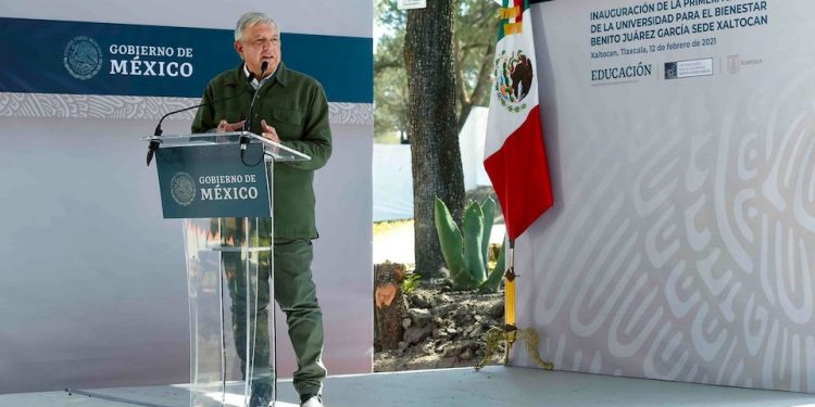 El lunes iniciará la vacunación para adultos mayores contra COVID: AMLO
