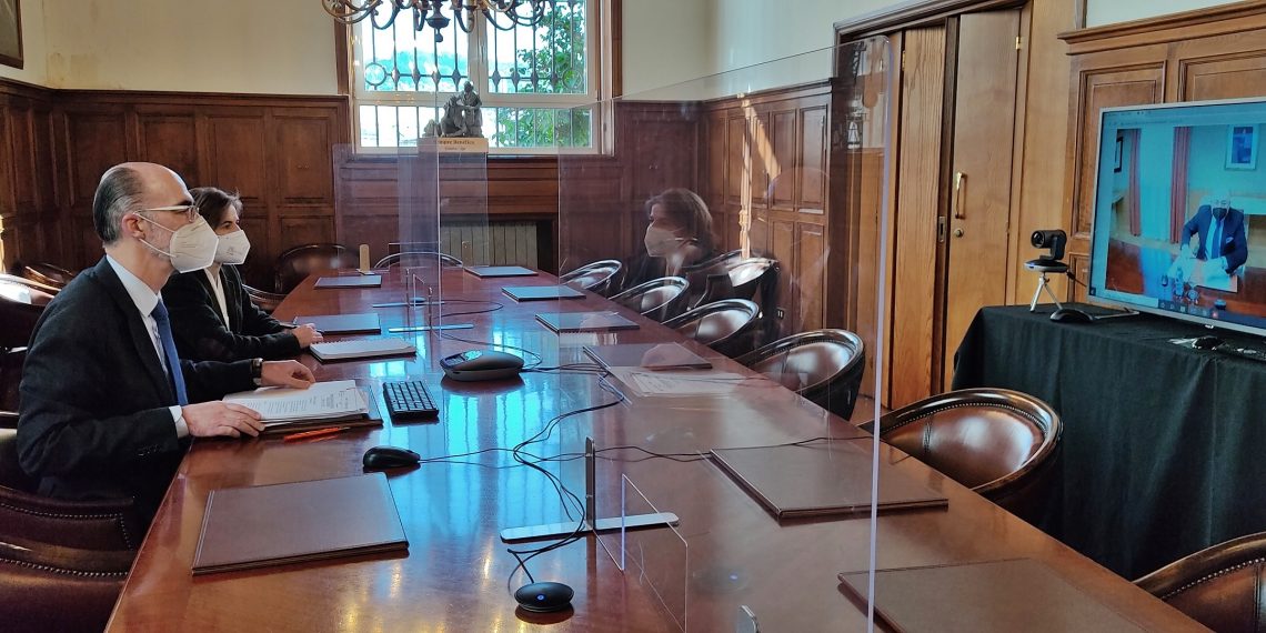 El presidente del Puerto de Vigo expone las necesidades en infraestructuras al Delegado del Gobierno en Galicia