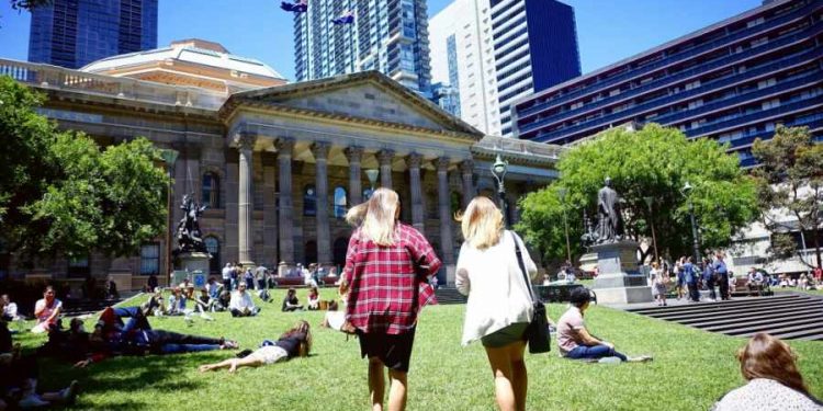 Estos son algunos trabajos que podrías realizar en Australia mientras estudias