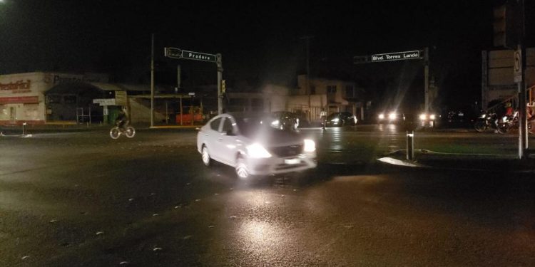 Fueron 15 las colonias y 18 cruceros de León los afectados por el apagón