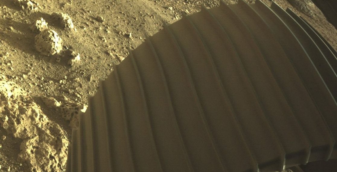 El róver de la NASA Perseverance, que se posó el jueves en Marte, despertó la pregunta acerca de cuándo podrán viajar los humanos a otros planetas.