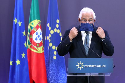 El primer ministro de Portugal, el socialista António Costa, en una rueda de prensa al término de la segunda jornada de la cumbre virtual de los líderes de la Unión Europea (UE) EFE/EPA/ANTONIO PEDRO SANTOS
