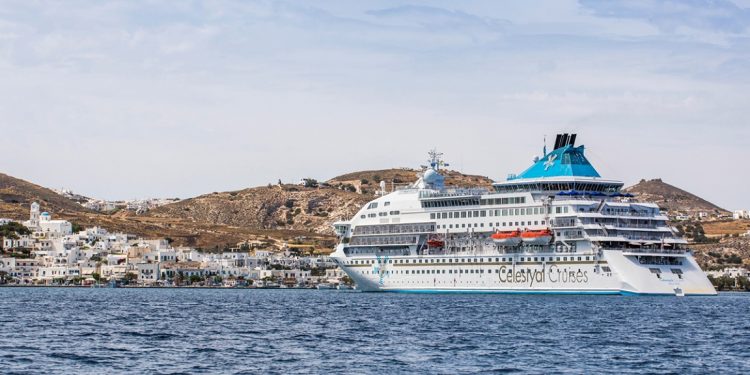 La naviera Crystal Cruises solo aceptará pasajeros vacunados