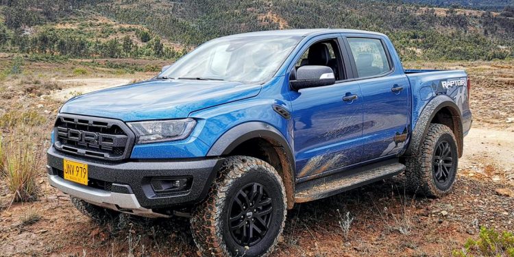 ford ranger raptor, ford ranger raptor prueba, ford ranger raptor test drive, ford ranger raptor video, ford ranger raptor comentarios, ford ranger raptor colombia, ford ranger raptor opiniones, ford ranger raptor prueba de manejo, ford ranger raptor precio colombia, ford ranger raptor desempeño, ford ranger raptor aceleracion, ford ranger raptor equipamiento, ford ranger raptor motor, ford ranger raptor ficha tecnica, ford ranger raptor 2021, ford ranger raptor pick-up, ford ranger raptor argentina, ford ranger raptor mexico, ford ranger raptor chile, ford ranger raptor peru, pick-up deportivas, camioneta ford ranger raptor, nueva ford ranger raptor