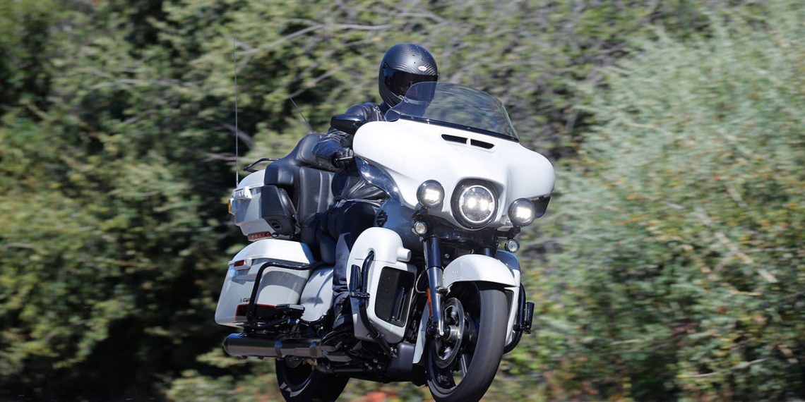 Las motos más cómodas para viajar en pareja