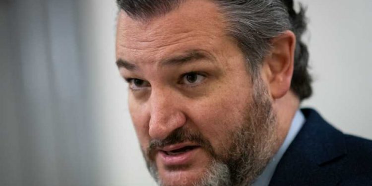 Senador de Texas, Ted Cruz, se va de vacaciones a Cancún, mientras nevada histórica azota su estado