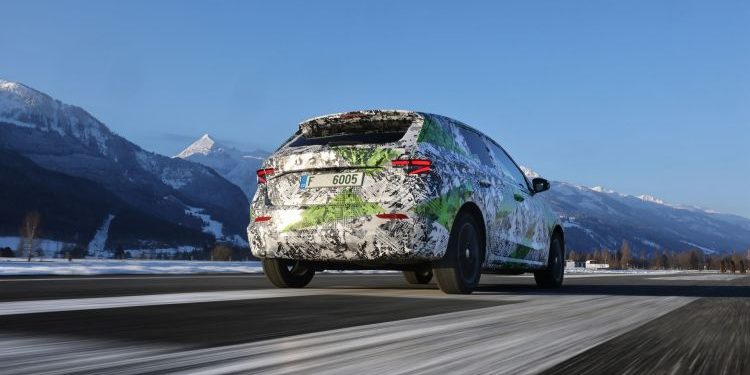 Skoda Fabia 2021 Camuflado 26