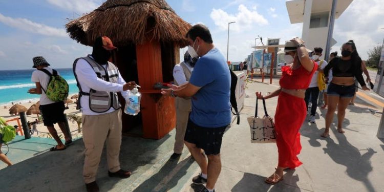 Turismo en México muestra rebote de 27%