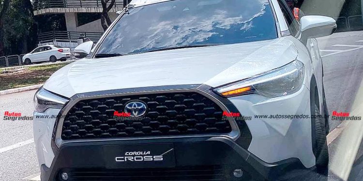 toyota corolla cross, toyota corolla cross suv hibrido, toyota corolla cross brasil, toyota corolla cross argentina, toyota corolla cross colombia, toyota corolla cross america latina, toyota corolla cross fotos espia, toyota corolla cross hibrido, nueva camioneta toyota, nuevos toyota hibridos, nuevos toyota para america latina, nuevo toyota para colombia