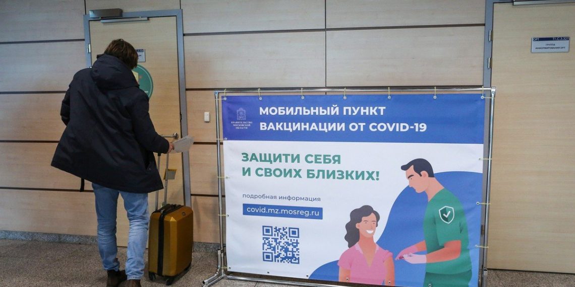 la idea de un pase sanitario para poder viajar toma forma en los países donde más se vacuna