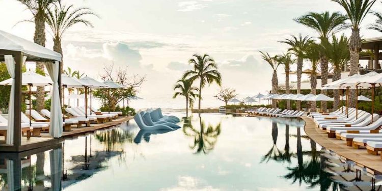 Forbes Travel Guide 2021