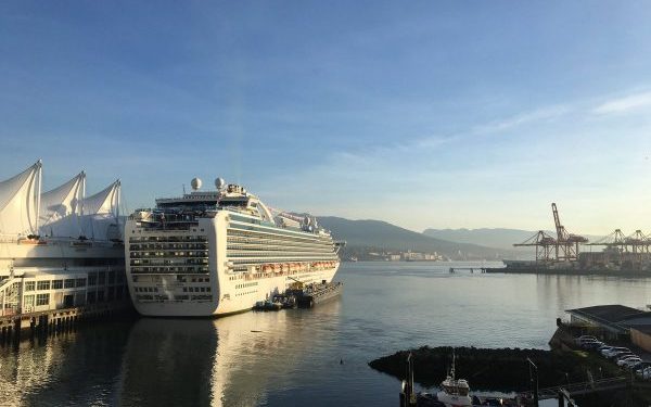 Princess Cruises y Holland America extienden el paréntesis en viajes a Alaska