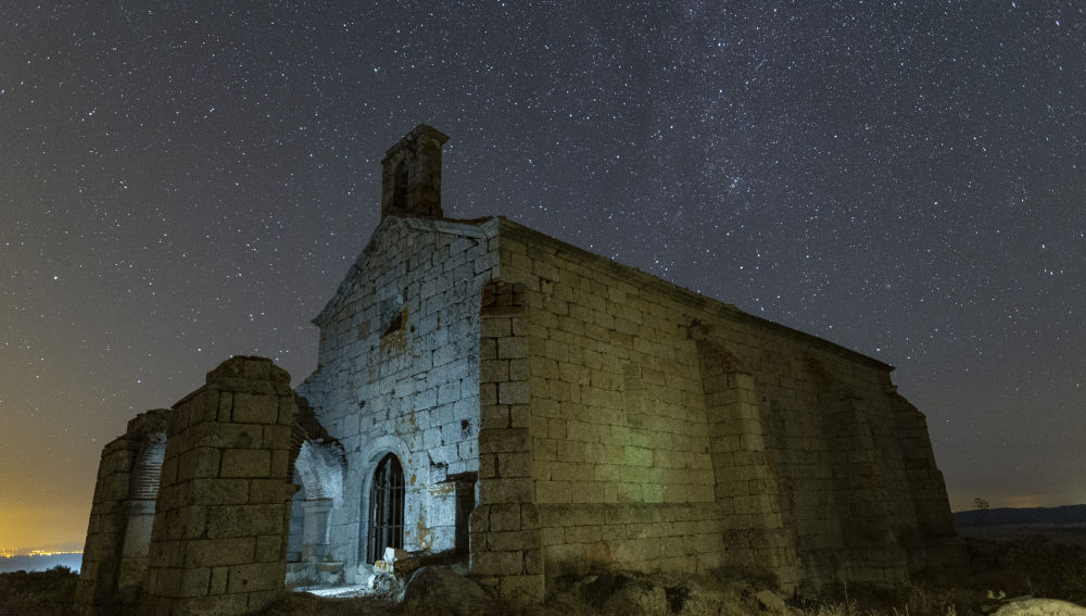 28 experiencias para disfrutar del cielo de Cáceres