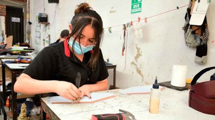 Se calcula que durante el primer mes de la pandemia, las mujeres del mercado informal perdieron el 60% de sus ingresos (Mincomercio)