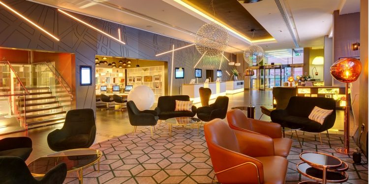 Accor y Expedia llevarán el compromiso de sostenibilidad a 96 países