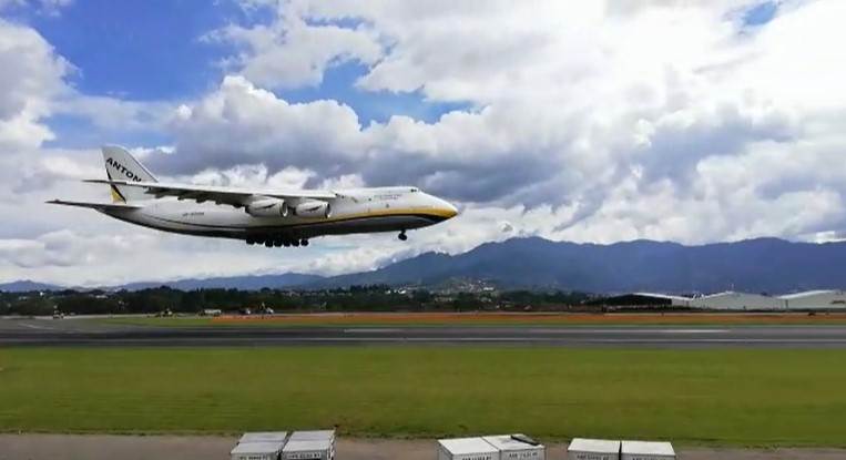 Agencias de viajes y aerolíneas califican de “golpe” llamado del Ministro de Salud a evitar viajes en Semana Santa