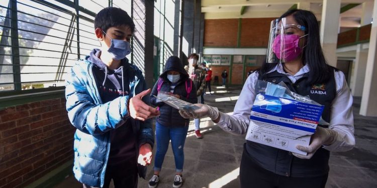 Alumnos de universidades del Edomex retomarán talleres presenciales
