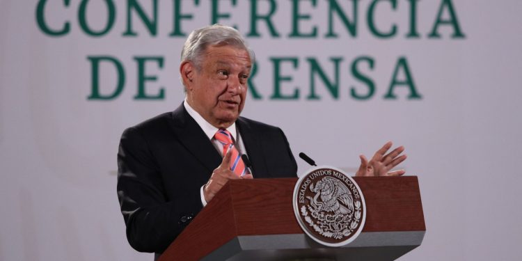 'Antes no habían estas protestas', dice AMLO sobre marchas del #8M