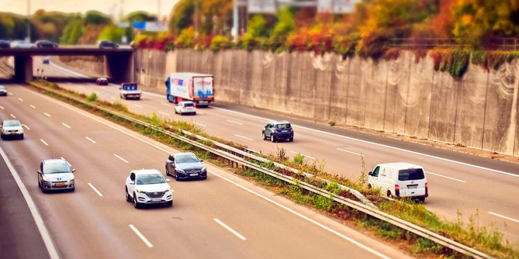 Asegúrese del estado de su vehículo antes de viajar en carretera - Spanish Version