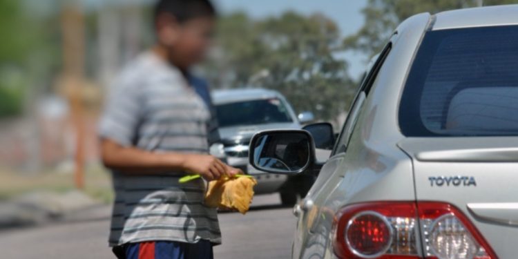 Atiende DIF Madero casos de niños que piden dinero en vía pública