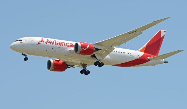 Avianca recorta servicios y tarifas para quitarle clientes a las low cost