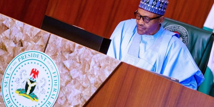 Buhari ordena a las fuerzas de seguridad de Nigeria actuar "inmediatamente" para acabar con "bandidos y secuestradores"