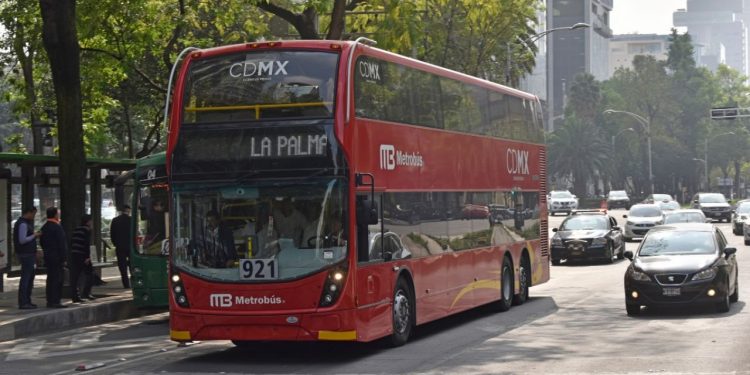 CDMX: ya podrs pagar tus viajes en Metrobs con tarjeta bancaria