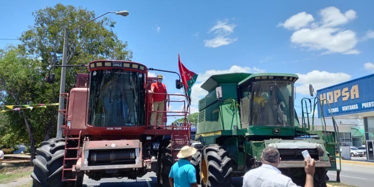 Cierre de cinco horas y caravana de arroceros, un día antes de la visita de 'Nito' a Chiriquí