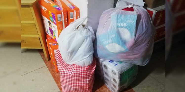 Continúan alcanzando algunos apoyos para niños que quedaron huérfanos de madre en Crucero