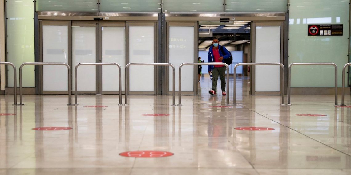 Contribución de viajes y turismo al PIB mundial cae 49.1% por pandemia