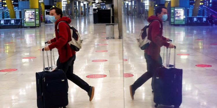Coronavirus: España: cerrado para el turismo nacional, abierto para los europeos | Economía