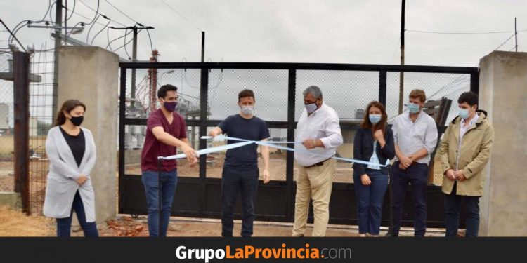 Costa hizo entrega del Fondo provincial para la Reactivación Cultural y Turística a Carmen de Areco