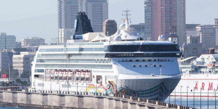 Cruceros de Norwegian suspenden viajes hasta junio