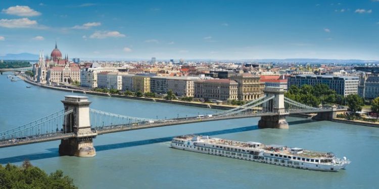 Crystal Mozart reanudará sus cruceros por el Danubio a partir de marzo de 2022