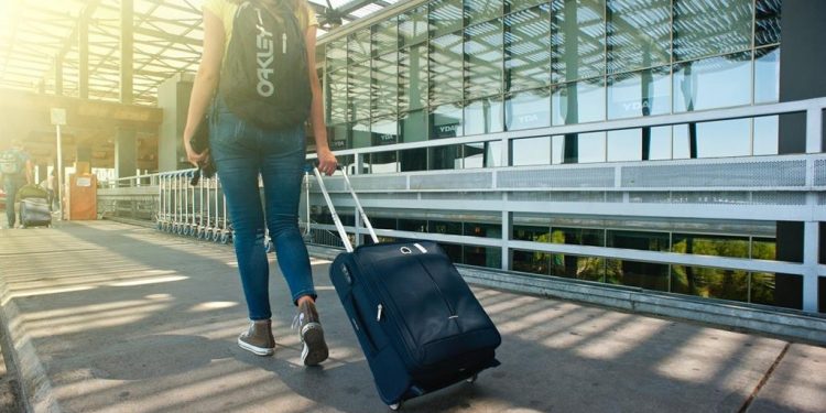 El 62% de los españoles estaría a favor de la introducción de un pasaporte de vacunación