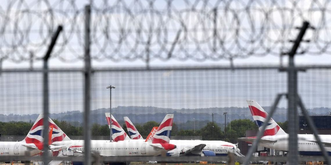 El gobierno cierra las fronteras hasta el 12 de marzo y recomienda postergar viajes