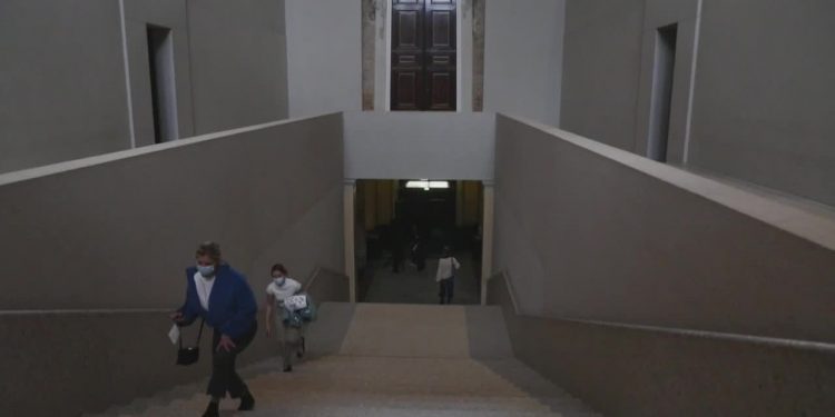 El ministro de la Cancillería insiste en el peligro de los viajes al extranjero