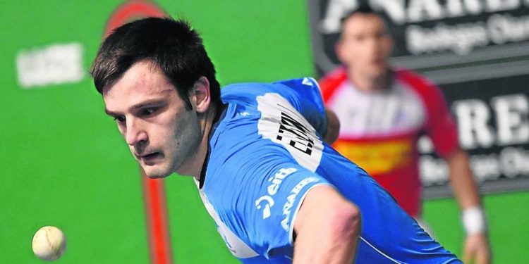 Elezkano y Zabaleta están más cerca