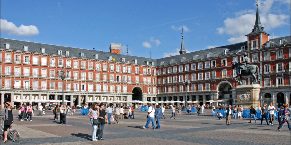 Espaa confa en la llegada de alemanes durante el verano