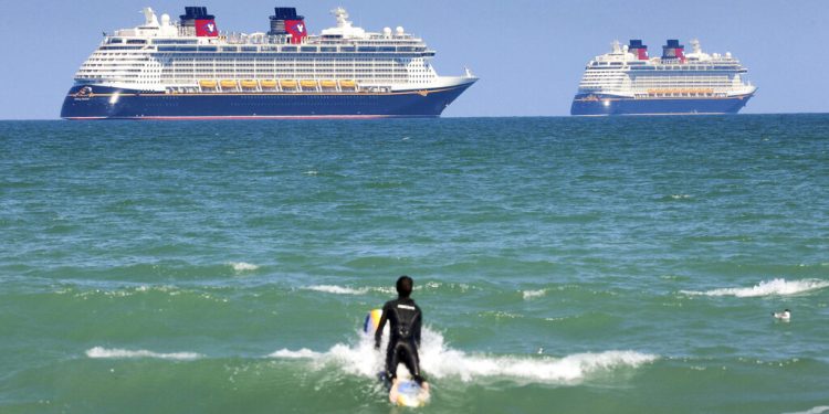 Exige Florida autorización para cruceros